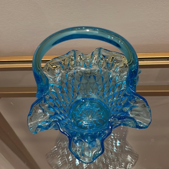 Small Blue Glass Basket Vintage - Picture 2 of 8
